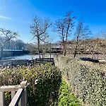House Close To Nature 펜션 Esneux