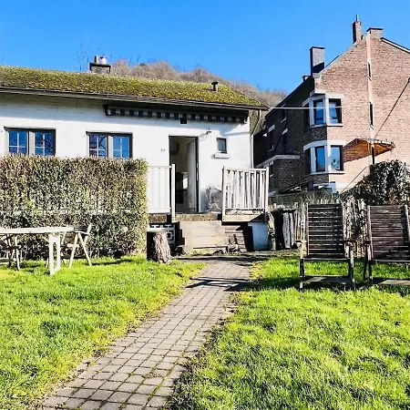 Nyaraló House Close To Nature Esneux