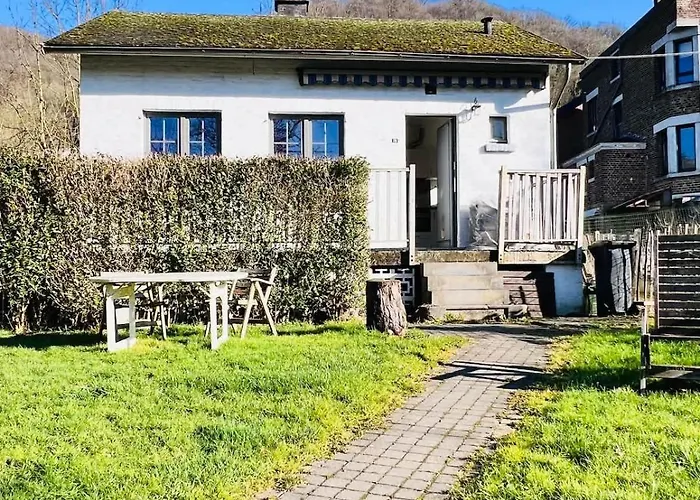 House Close To Nature בית נופש Esneux